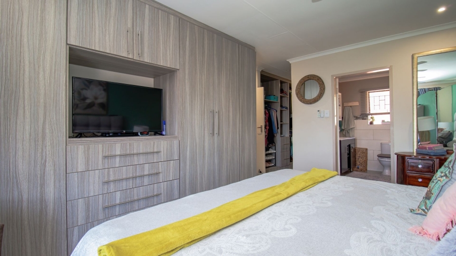 4 Bedroom Property for Sale in Cashan North West